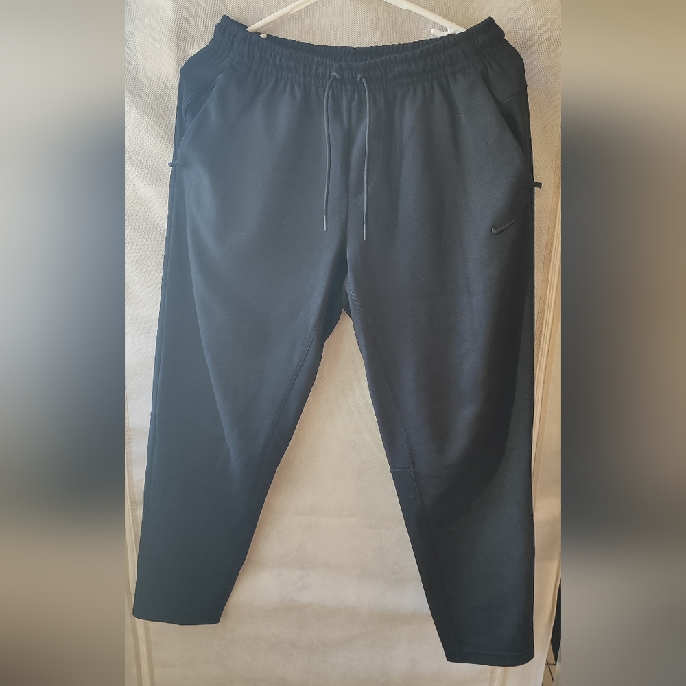 Nike Unlimited Men's Size S